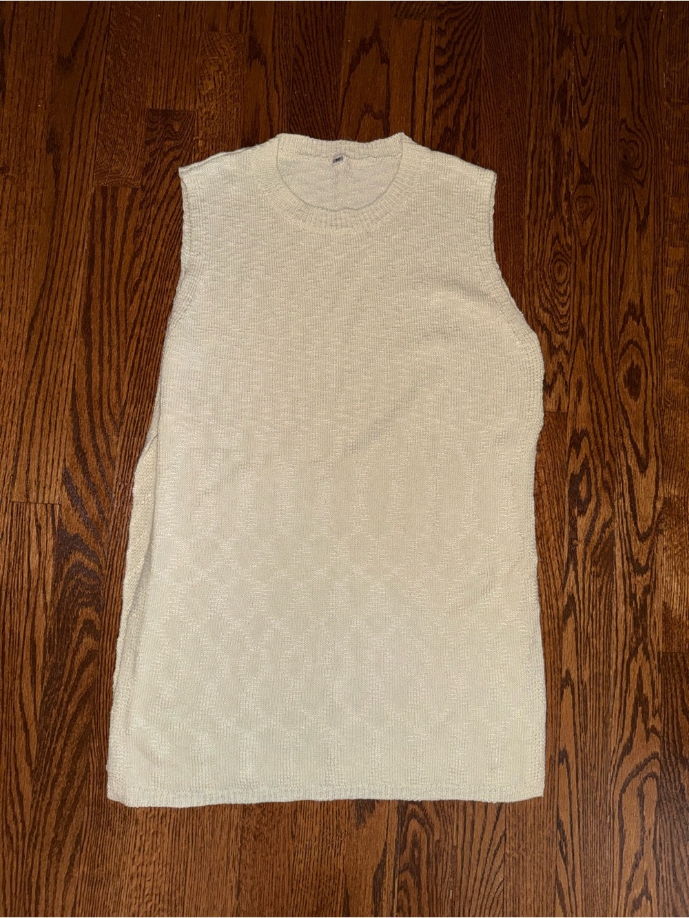 Amazon Women's Cream Knit Sleeveless Tank Top